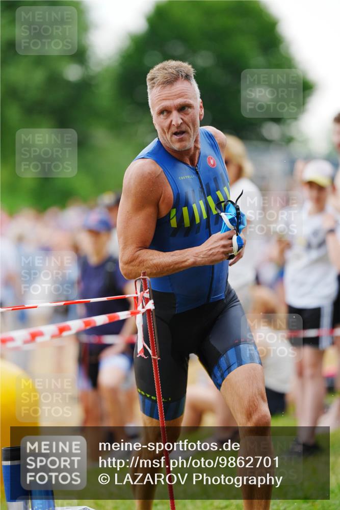 21.06.2026 - 29. Vierlanden-Triathlon LAZAROV Photography http://msf.ph/oto/9862701 21.06.2026 10:03:35 Schwimmen 437 meine-sportfotos.de