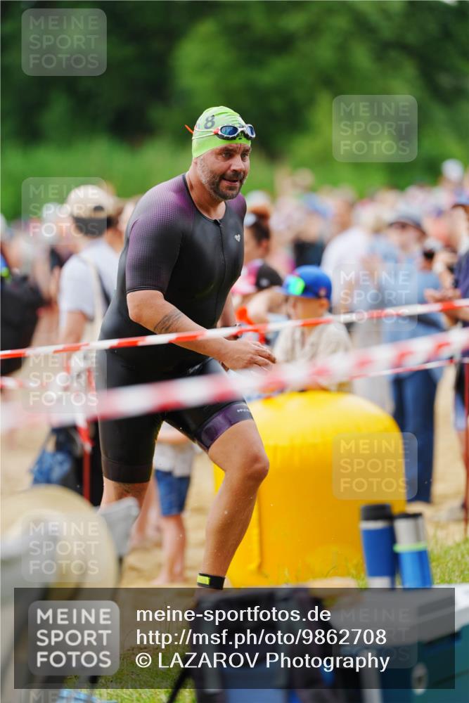 21.06.2026 - 29. Vierlanden-Triathlon LAZAROV Photography http://msf.ph/oto/9862708 21.06.2026 10:04:15 Schwimmen 420, 454 meine-sportfotos.de