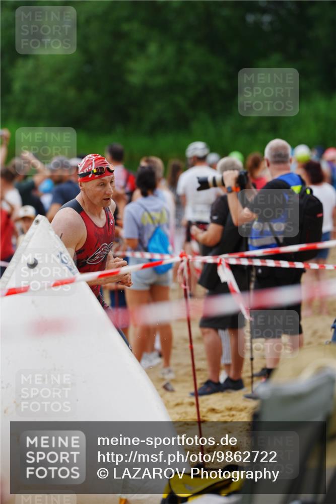 21.06.2026 - 29. Vierlanden-Triathlon LAZAROV Photography http://msf.ph/oto/9862722 21.06.2026 10:04:27 Schwimmen 440 meine-sportfotos.de
