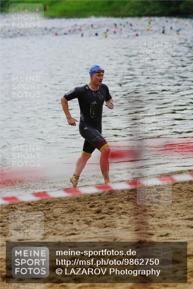 21.06.2026 - 29. Vierlanden-Triathlon LAZAROV Photography http://msf.ph/oto/9862750 21.06.2026 10:06:13 Schwimmen 444, 464 meine-sportfotos.de