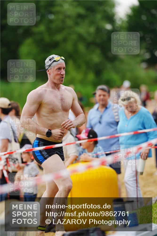 21.06.2026 - 29. Vierlanden-Triathlon LAZAROV Photography http://msf.ph/oto/9862761 21.06.2026 10:06:22 Schwimmen 438, 444, 458, 464 meine-sportfotos.de
