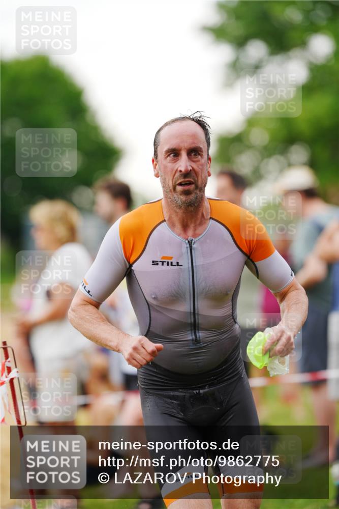 21.06.2026 - 29. Vierlanden-Triathlon LAZAROV Photography http://msf.ph/oto/9862775 21.06.2026 10:06:34 Schwimmen 397, 410, 438, 458, 467 meine-sportfotos.de