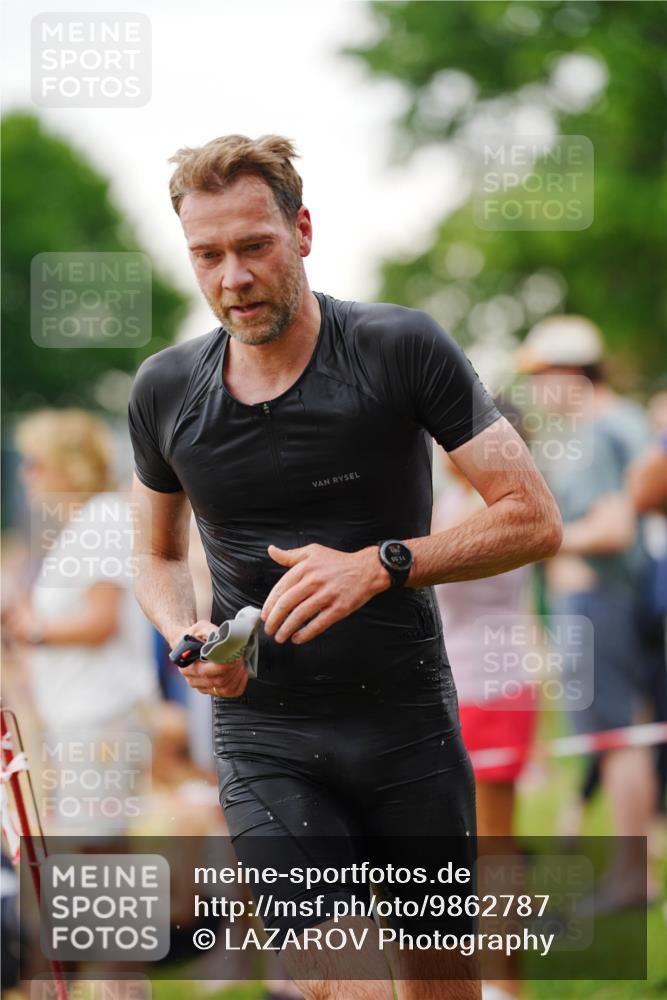 21.06.2026 - 29. Vierlanden-Triathlon LAZAROV Photography http://msf.ph/oto/9862787 21.06.2026 10:06:47 Schwimmen 394, 397, 410, 417, 443, 447 meine-sportfotos.de