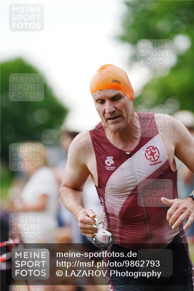 21.06.2026 - 29. Vierlanden-Triathlon LAZAROV Photography http://msf.ph/oto/9862793 21.06.2026 10:06:52 Schwimmen 394, 410, 417, 443, 447 meine-sportfotos.de