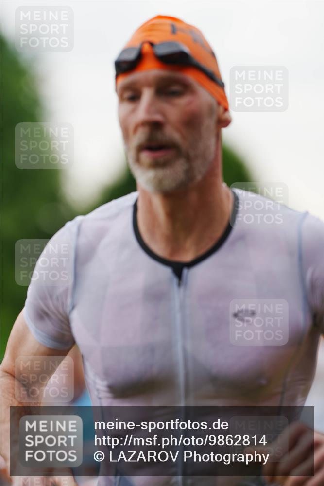 21.06.2026 - 29. Vierlanden-Triathlon LAZAROV Photography http://msf.ph/oto/9862814 21.06.2026 10:07:39 Schwimmen 424, 442, 468, 475 meine-sportfotos.de