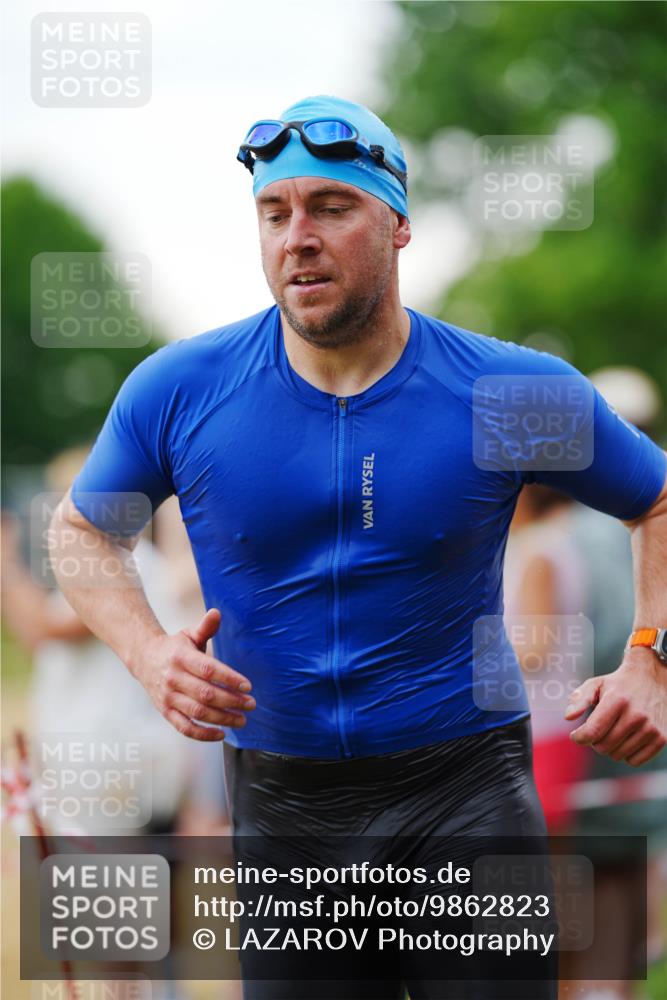 21.06.2026 - 29. Vierlanden-Triathlon LAZAROV Photography http://msf.ph/oto/9862823 21.06.2026 10:08:05 Schwimmen 393, 449, 459, 471, 473, 478 meine-sportfotos.de