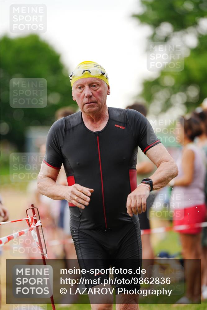 21.06.2026 - 29. Vierlanden-Triathlon LAZAROV Photography http://msf.ph/oto/9862836 21.06.2026 10:08:29 Schwimmen 392, 403, 419, 432, 446, 476, 477, 1356 meine-sportfotos.de