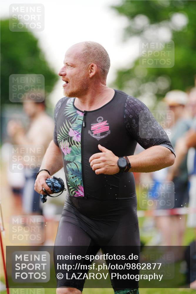 21.06.2026 - 29. Vierlanden-Triathlon LAZAROV Photography http://msf.ph/oto/9862877 21.06.2026 10:09:23 Schwimmen 406, 435, 439, 470 meine-sportfotos.de