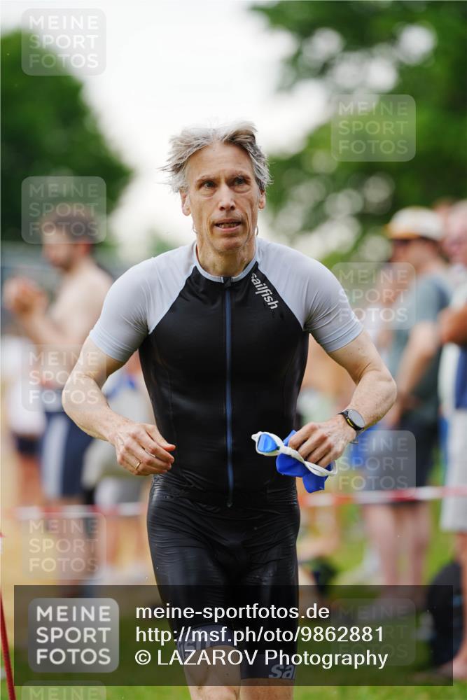 21.06.2026 - 29. Vierlanden-Triathlon LAZAROV Photography http://msf.ph/oto/9862881 21.06.2026 10:09:26 Schwimmen 406, 435, 439, 470 meine-sportfotos.de