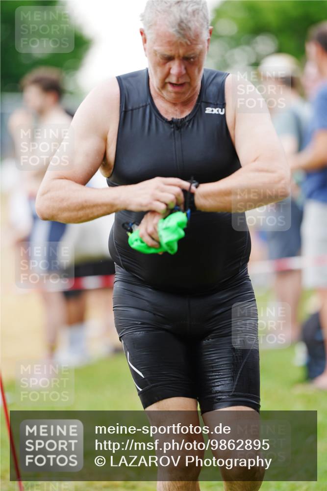 21.06.2026 - 29. Vierlanden-Triathlon LAZAROV Photography http://msf.ph/oto/9862895 21.06.2026 10:09:46 Schwimmen 400 meine-sportfotos.de
