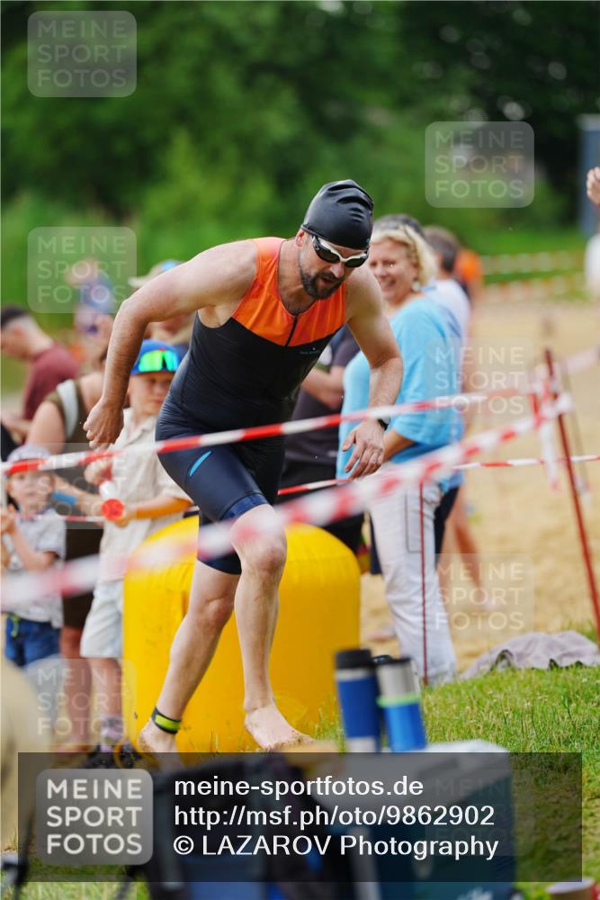 21.06.2026 - 29. Vierlanden-Triathlon LAZAROV Photography http://msf.ph/oto/9862902 21.06.2026 10:09:58 Schwimmen 427 meine-sportfotos.de