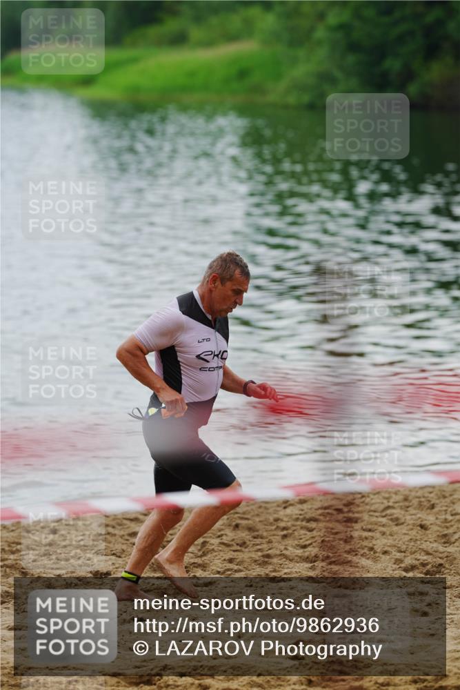 21.06.2026 - 29. Vierlanden-Triathlon LAZAROV Photography http://msf.ph/oto/9862936 21.06.2026 10:12:54 Schwimmen 396 meine-sportfotos.de