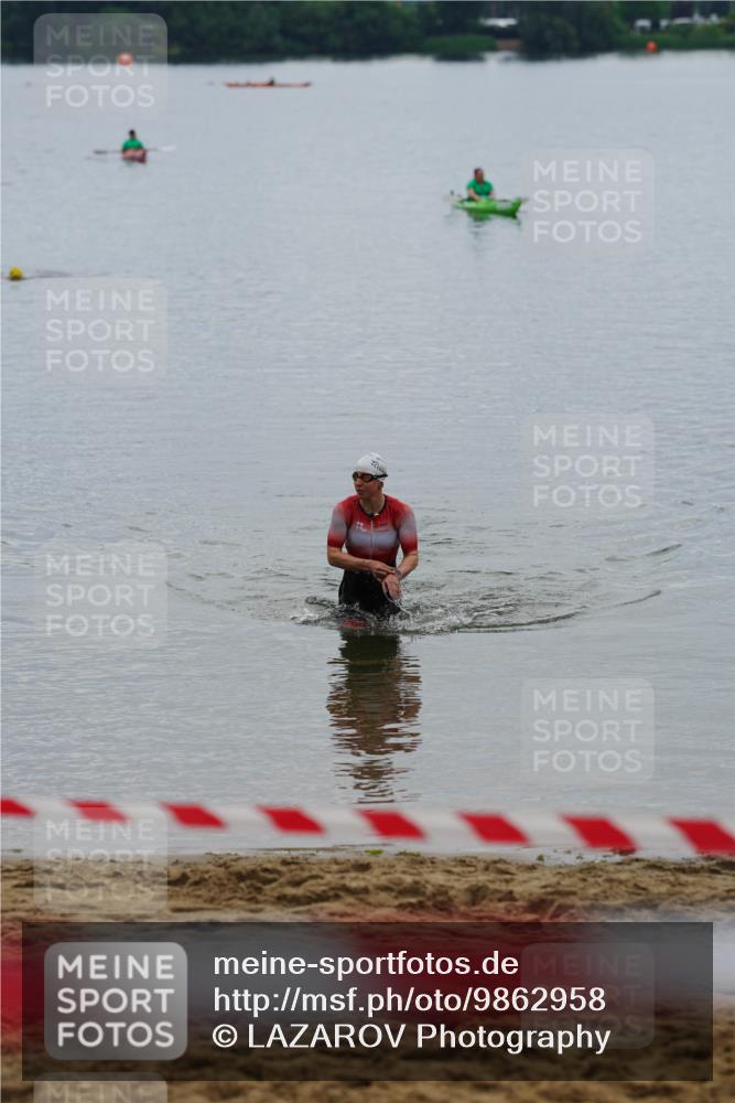 21.06.2026 - 29. Vierlanden-Triathlon LAZAROV Photography http://msf.ph/oto/9862958 21.06.2026 10:14:05 Schwimmen 609 meine-sportfotos.de