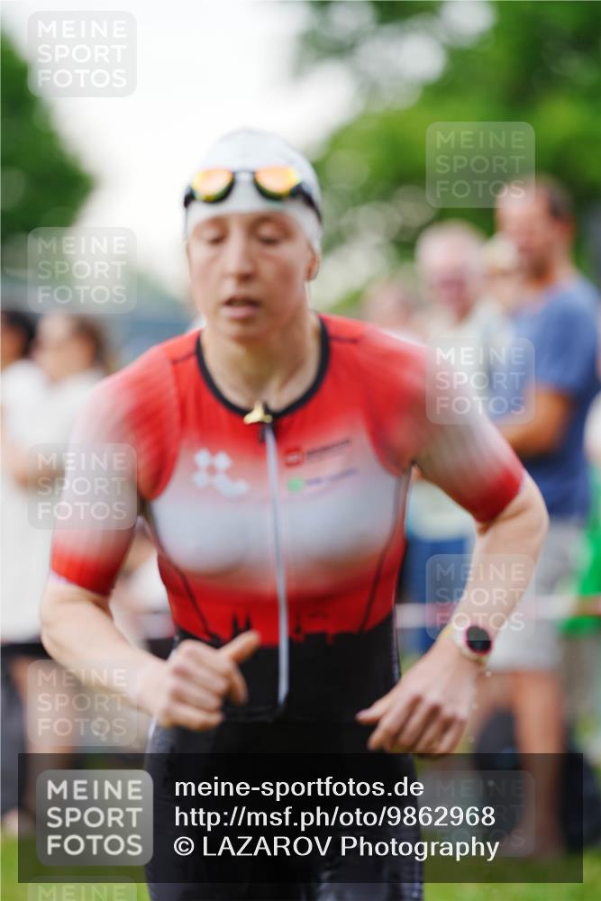 21.06.2026 - 29. Vierlanden-Triathlon LAZAROV Photography http://msf.ph/oto/9862968 21.06.2026 10:14:17 Schwimmen 609 meine-sportfotos.de