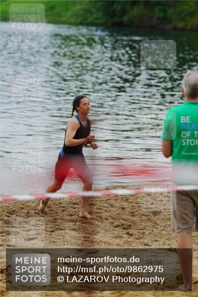 21.06.2026 - 29. Vierlanden-Triathlon LAZAROV Photography http://msf.ph/oto/9862975 21.06.2026 10:15:02 Schwimmen 509, 545 meine-sportfotos.de