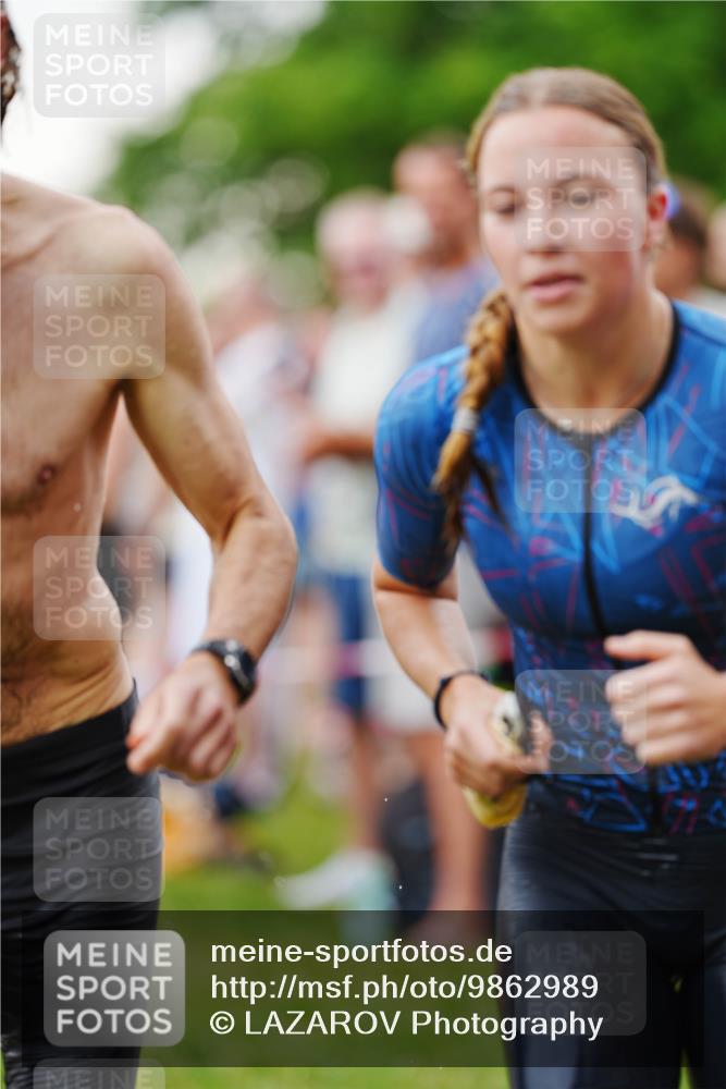 21.06.2026 - 29. Vierlanden-Triathlon LAZAROV Photography http://msf.ph/oto/9862989 21.06.2026 10:15:27 Schwimmen 496, 564, 584, 614, 621 meine-sportfotos.de