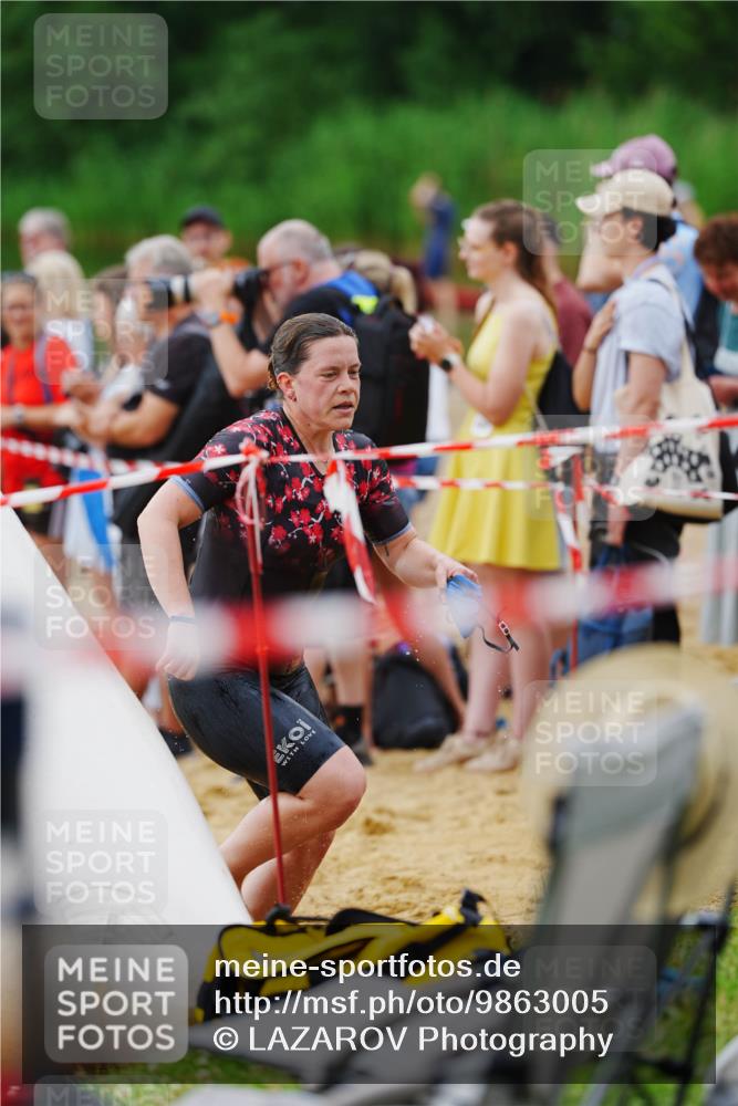 21.06.2026 - 29. Vierlanden-Triathlon LAZAROV Photography http://msf.ph/oto/9863005 21.06.2026 10:15:56 Schwimmen 552, 562 meine-sportfotos.de