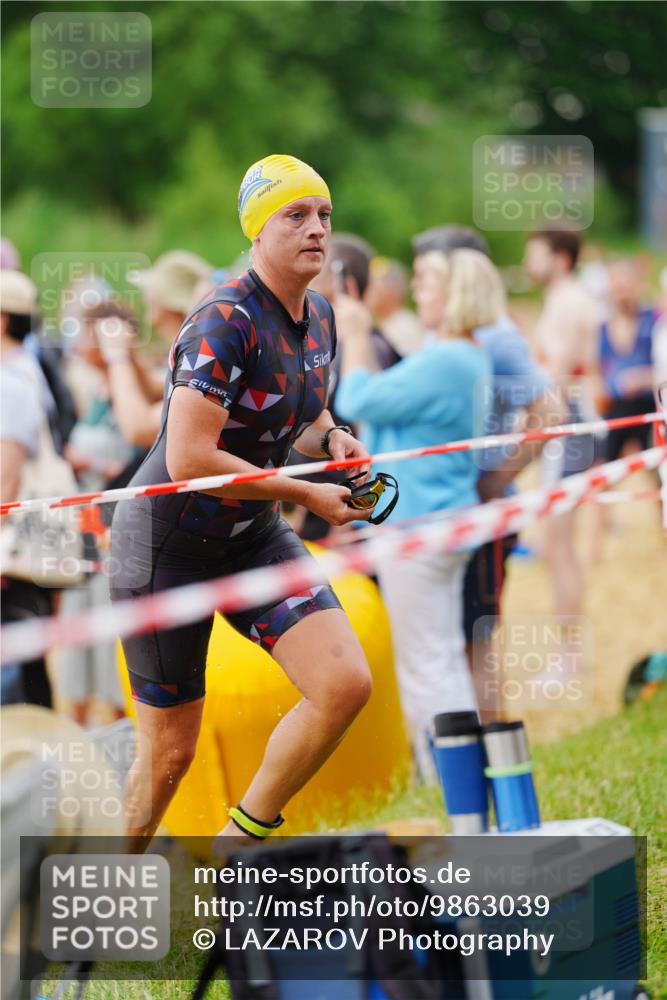 21.06.2026 - 29. Vierlanden-Triathlon LAZAROV Photography http://msf.ph/oto/9863039 21.06.2026 10:16:41 Schwimmen 383, 384, 441, 540, 577 meine-sportfotos.de