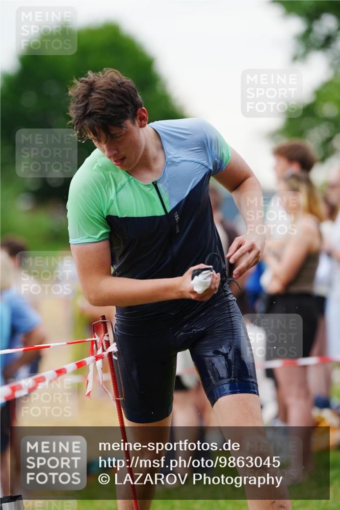 21.06.2026 - 29. Vierlanden-Triathlon LAZAROV Photography http://msf.ph/oto/9863045 21.06.2026 10:16:45 Schwimmen 384, 441, 540, 577, 604, 613, 622 meine-sportfotos.de
