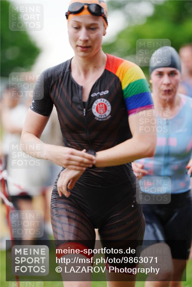21.06.2026 - 29. Vierlanden-Triathlon LAZAROV Photography http://msf.ph/oto/9863071 21.06.2026 10:17:03 Schwimmen 328, 374, 388, 480, 485, 506, 515, 536, 538, 613 meine-sportfotos.de