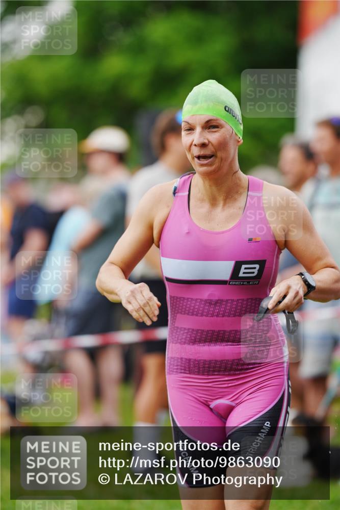 21.06.2026 - 29. Vierlanden-Triathlon LAZAROV Photography http://msf.ph/oto/9863090 21.06.2026 10:17:19 Schwimmen 386, 480, 488, 521, 530, 533, 574, 585, 591, 602, 625 meine-sportfotos.de