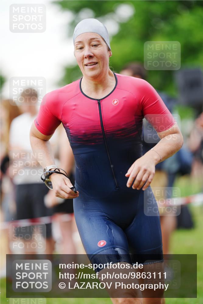 21.06.2026 - 29. Vierlanden-Triathlon LAZAROV Photography http://msf.ph/oto/9863111 21.06.2026 10:17:47 Schwimmen 353, 508, 575 meine-sportfotos.de