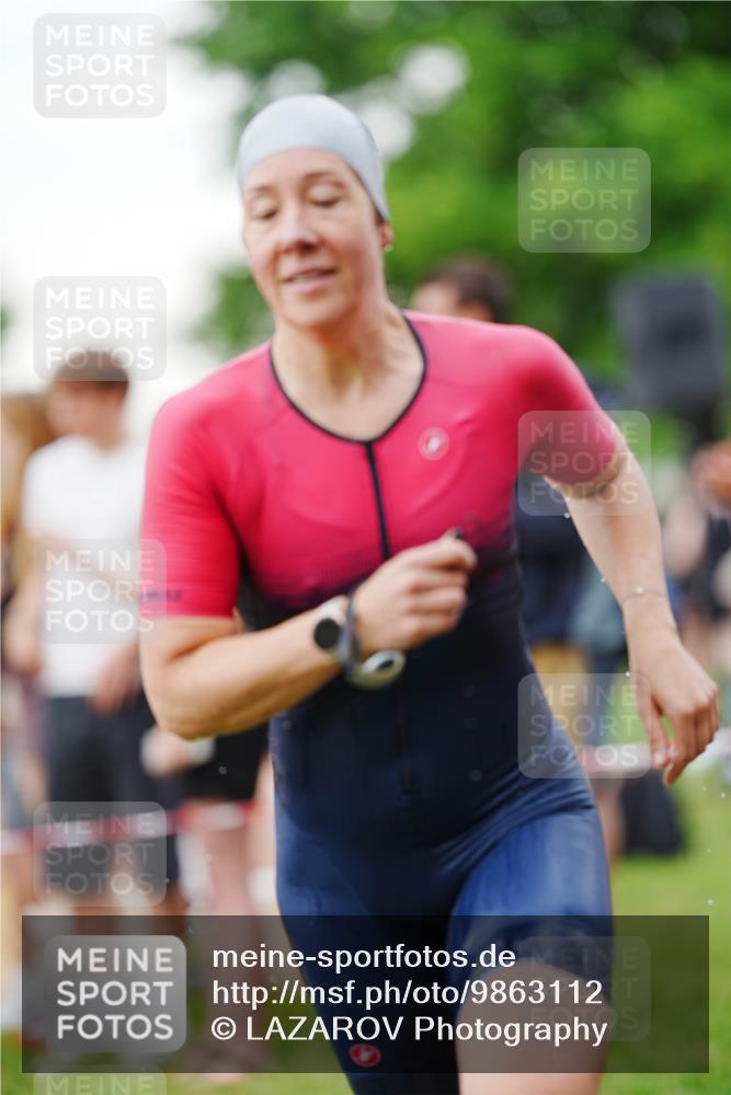 21.06.2026 - 29. Vierlanden-Triathlon LAZAROV Photography http://msf.ph/oto/9863112 21.06.2026 10:17:48 Schwimmen 353, 508, 575 meine-sportfotos.de
