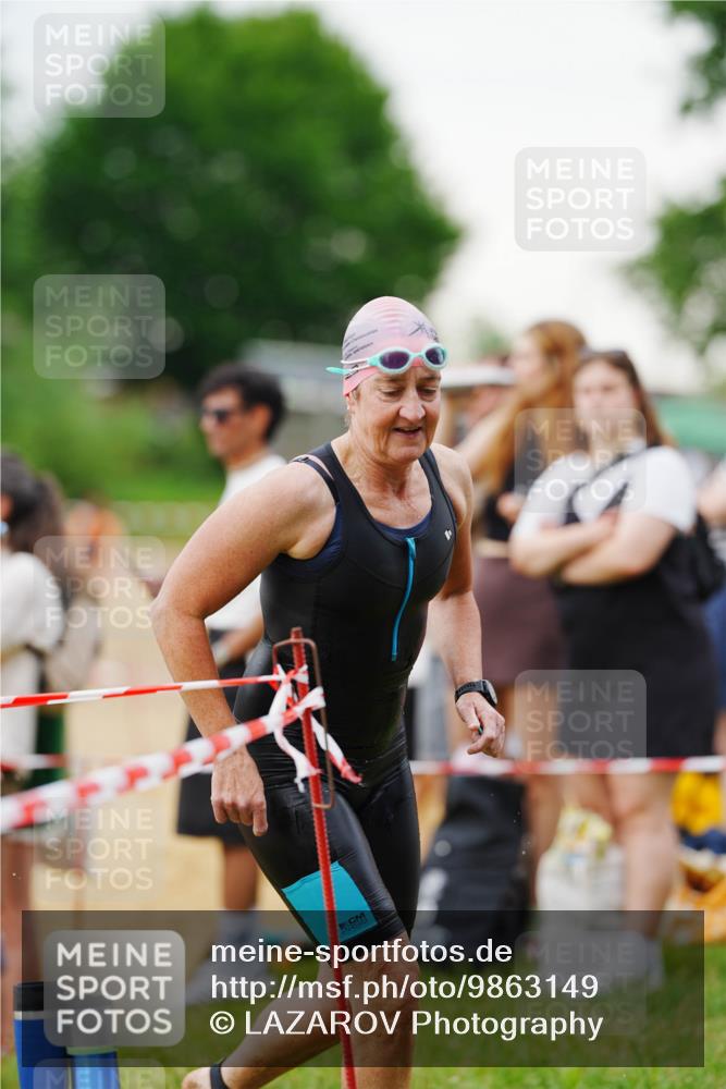 21.06.2026 - 29. Vierlanden-Triathlon LAZAROV Photography http://msf.ph/oto/9863149 21.06.2026 10:18:39 Schwimmen 368, 391, 499, 510, 513, 516, 539, 558, 571, 582, 583, 590, 605, 606, 608 meine-sportfotos.de