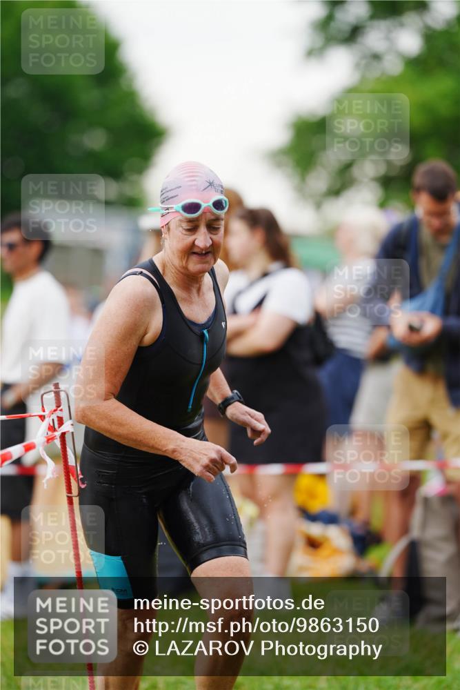 21.06.2026 - 29. Vierlanden-Triathlon LAZAROV Photography http://msf.ph/oto/9863150 21.06.2026 10:18:39 Schwimmen 368, 391, 499, 510, 513, 516, 539, 558, 571, 582, 583, 590, 605, 606, 608 meine-sportfotos.de
