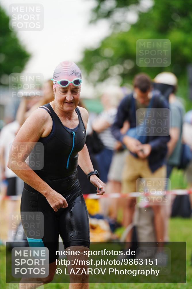 21.06.2026 - 29. Vierlanden-Triathlon LAZAROV Photography http://msf.ph/oto/9863151 21.06.2026 10:18:39 Schwimmen 368, 391, 499, 510, 513, 516, 539, 558, 571, 582, 583, 590, 605, 606, 608 meine-sportfotos.de