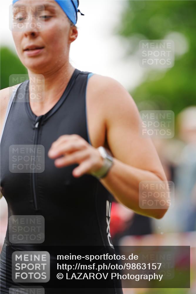 21.06.2026 - 29. Vierlanden-Triathlon LAZAROV Photography http://msf.ph/oto/9863157 21.06.2026 10:18:47 Schwimmen 368, 391, 482, 490, 510, 511, 513, 516, 539, 556, 558, 582, 583, 590, 601, 605, 608 meine-sportfotos.de