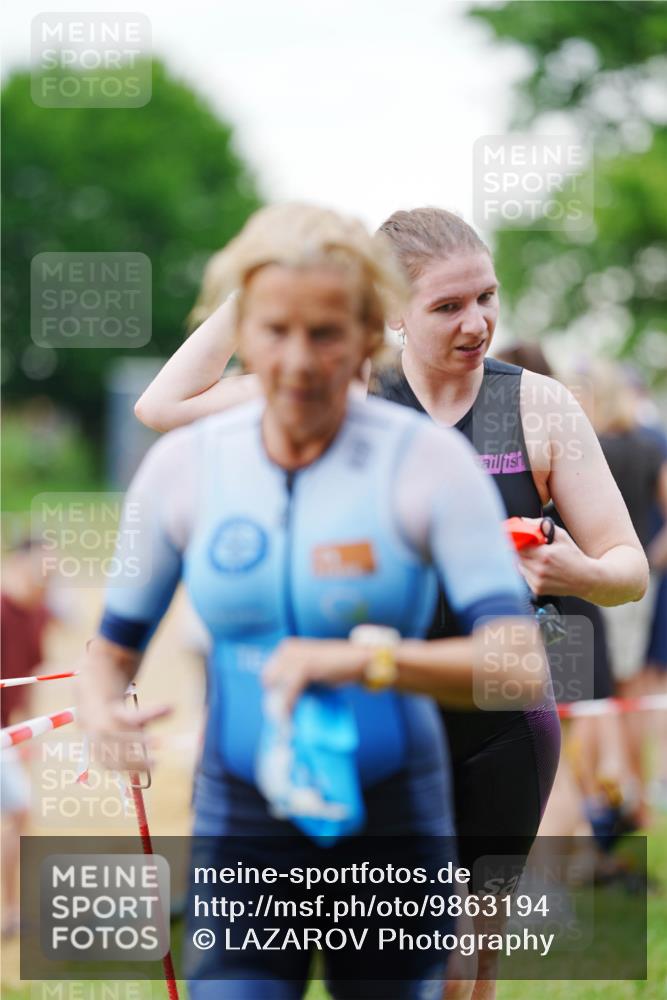 21.06.2026 - 29. Vierlanden-Triathlon LAZAROV Photography http://msf.ph/oto/9863194 21.06.2026 10:19:34 Schwimmen 502, 518, 522, 523, 527, 534, 548, 566, 580, 594, 603, 624 meine-sportfotos.de