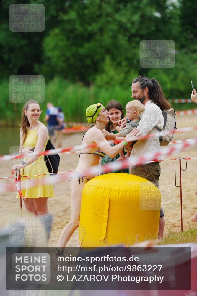 21.06.2026 - 29. Vierlanden-Triathlon LAZAROV Photography http://msf.ph/oto/9863227 21.06.2026 10:20:48 Schwimmen 612 meine-sportfotos.de