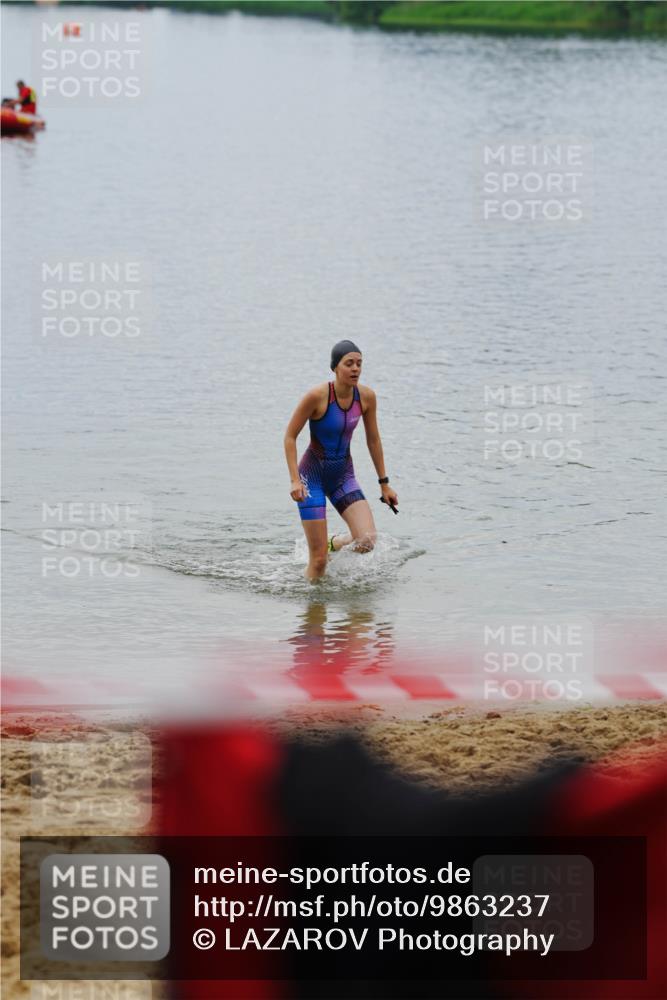 21.06.2026 - 29. Vierlanden-Triathlon LAZAROV Photography http://msf.ph/oto/9863237 21.06.2026 10:21:07 Schwimmen  meine-sportfotos.de
