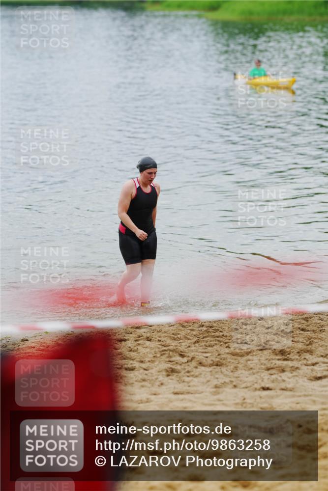 21.06.2026 - 29. Vierlanden-Triathlon LAZAROV Photography http://msf.ph/oto/9863258 21.06.2026 10:22:01 Schwimmen 525, 541 meine-sportfotos.de
