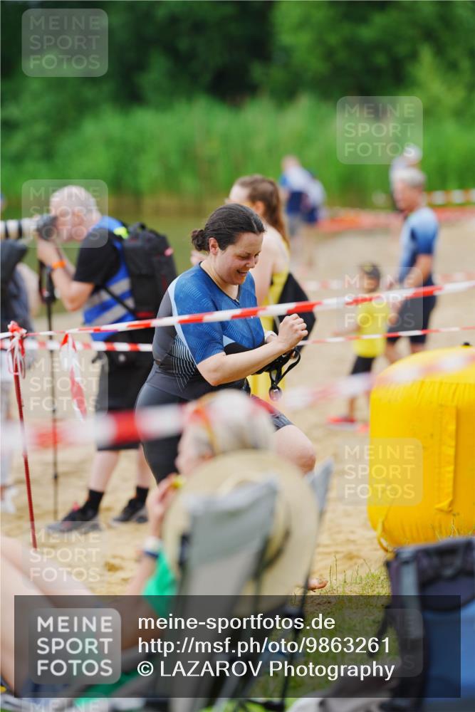 21.06.2026 - 29. Vierlanden-Triathlon LAZAROV Photography http://msf.ph/oto/9863261 21.06.2026 10:22:05 Schwimmen 525, 541, 617 meine-sportfotos.de