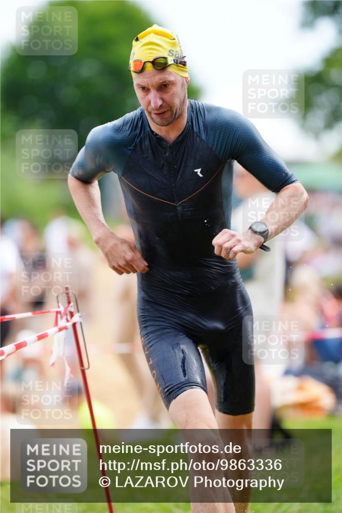 21.06.2026 - 29. Vierlanden-Triathlon LAZAROV Photography http://msf.ph/oto/9863336 21.06.2026 10:55:36 Schwimmen 637, 686, 742 meine-sportfotos.de
