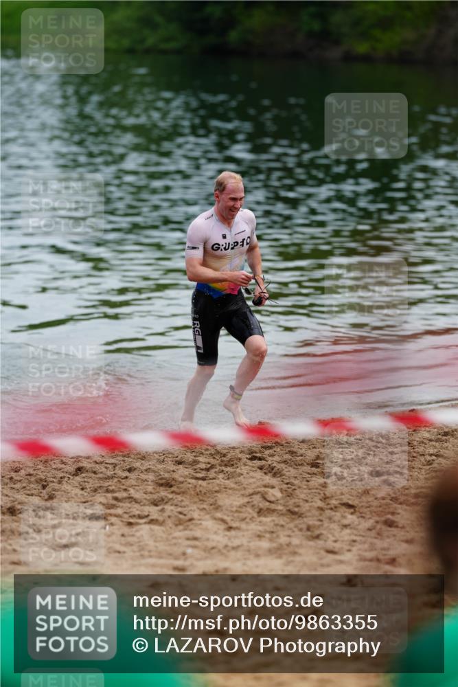 21.06.2026 - 29. Vierlanden-Triathlon LAZAROV Photography http://msf.ph/oto/9863355 21.06.2026 10:56:31 Schwimmen 654 meine-sportfotos.de