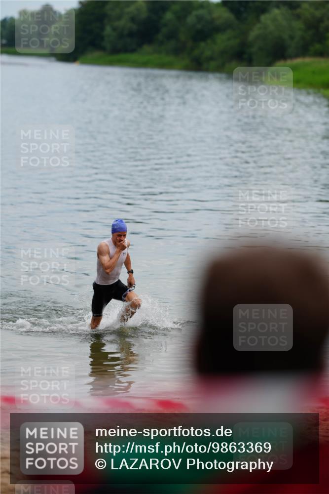 21.06.2026 - 29. Vierlanden-Triathlon LAZAROV Photography http://msf.ph/oto/9863369 21.06.2026 10:57:05 Schwimmen 726 meine-sportfotos.de