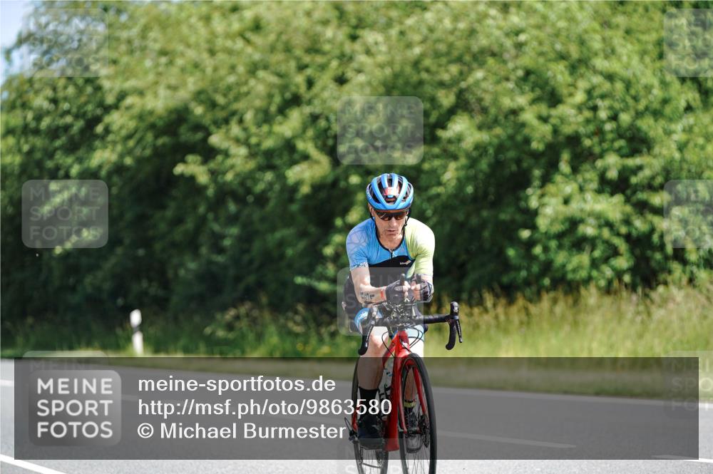 21.06.2026 - Viking Triathlon Michael Burmester http://msf.ph/oto/9863580 21.06.2026 11:38:54 Radfahren 100, 102, 105, 164, 171, 268, 276, 306, 326, 531, 563, 605, 606, 617, 638, 648 meine-sportfotos.de