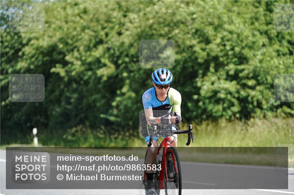21.06.2026 - Viking Triathlon Michael Burmester http://msf.ph/oto/9863583 21.06.2026 11:38:54 Radfahren 100, 102, 105, 164, 171, 268, 276, 306, 326, 531, 563, 605, 606, 617, 638, 648 meine-sportfotos.de
