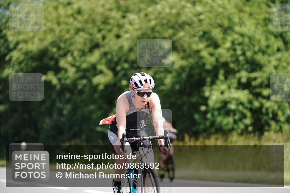 21.06.2026 - Viking Triathlon Michael Burmester http://msf.ph/oto/9863592 21.06.2026 11:38:56 Radfahren 100, 102, 105, 164, 171, 268, 276, 306, 326, 531, 563, 605, 606, 617, 638, 648 meine-sportfotos.de
