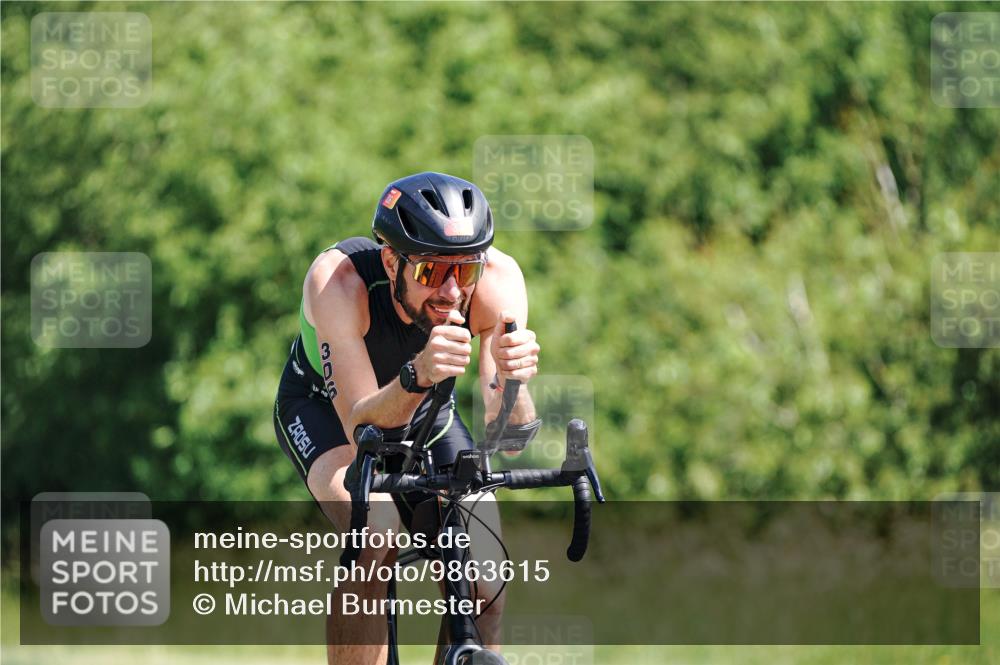 21.06.2026 - Viking Triathlon Michael Burmester http://msf.ph/oto/9863615 21.06.2026 11:39:04 Radfahren 51, 73, 98, 102, 105, 126, 273, 276, 306, 326, 353, 523, 606, 617, 624, 625 meine-sportfotos.de