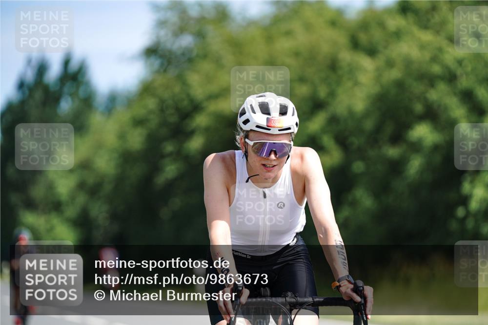 21.06.2026 - Viking Triathlon Michael Burmester http://msf.ph/oto/9863673 21.06.2026 11:40:13 Radfahren 21, 144, 161, 196, 205, 342, 350, 475, 540, 554, 555, 607, 628, 639 meine-sportfotos.de