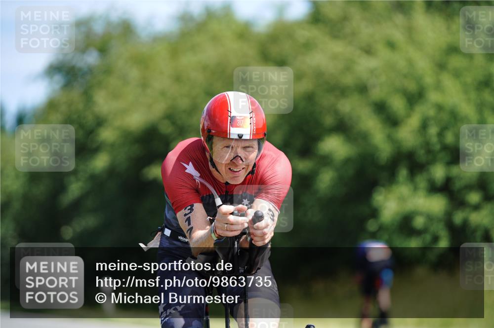 21.06.2026 - Viking Triathlon Michael Burmester http://msf.ph/oto/9863735 21.06.2026 11:40:54 Radfahren 96, 136, 155, 260, 287, 317, 317, 366, 445, 467, 467, 658 meine-sportfotos.de
