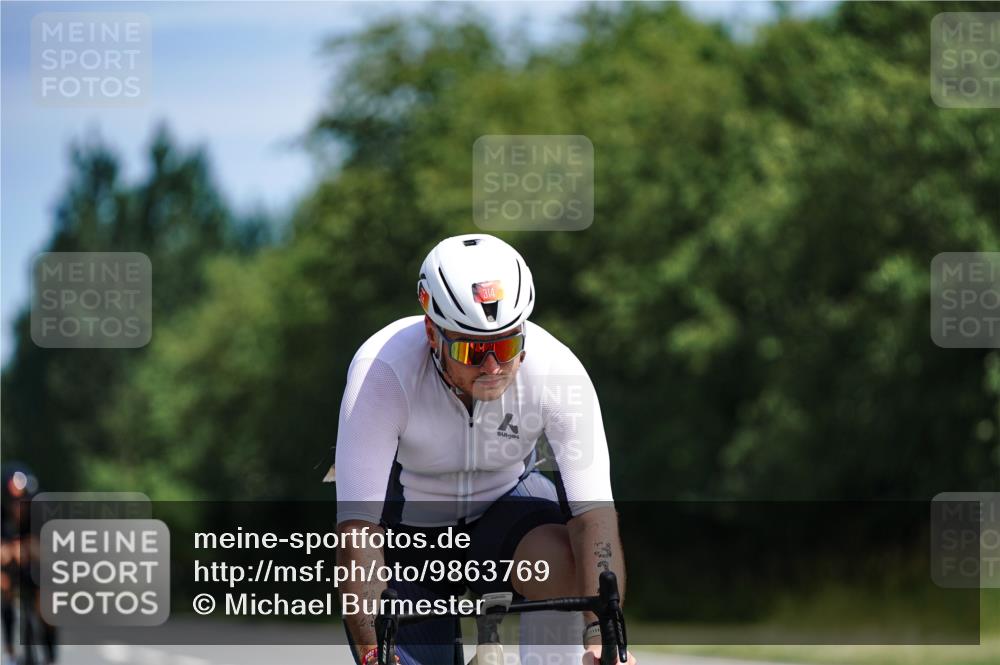 21.06.2026 - Viking Triathlon Michael Burmester http://msf.ph/oto/9863769 21.06.2026 11:41:33 Radfahren 25, 214, 219, 222, 269, 314, 322, 407, 508, 547, 549, 575 meine-sportfotos.de