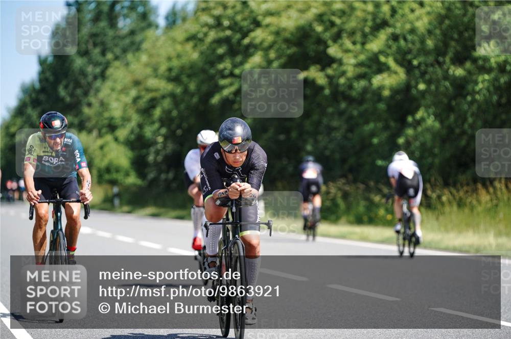 21.06.2026 - Viking Triathlon Michael Burmester http://msf.ph/oto/9863921 21.06.2026 11:44:20 Radfahren 44, 56, 84, 163, 166, 199, 211, 252, 282, 289, 348, 348, 374, 387, 411, 509, 561, 608, 613, 643, 670 meine-sportfotos.de