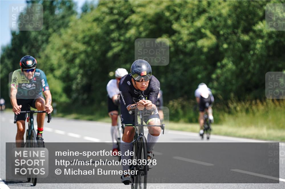 21.06.2026 - Viking Triathlon Michael Burmester http://msf.ph/oto/9863928 21.06.2026 11:44:20 Radfahren 44, 56, 84, 163, 166, 199, 211, 252, 282, 289, 348, 348, 374, 387, 411, 509, 561, 608, 613, 643, 670 meine-sportfotos.de