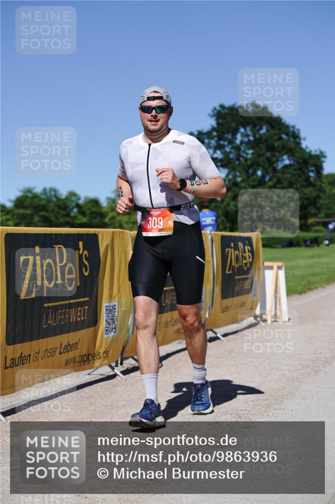 21.06.2026 - Viking Triathlon Michael Burmester http://msf.ph/oto/9863936 21.06.2026 16:28:57 Laufen 309 meine-sportfotos.de