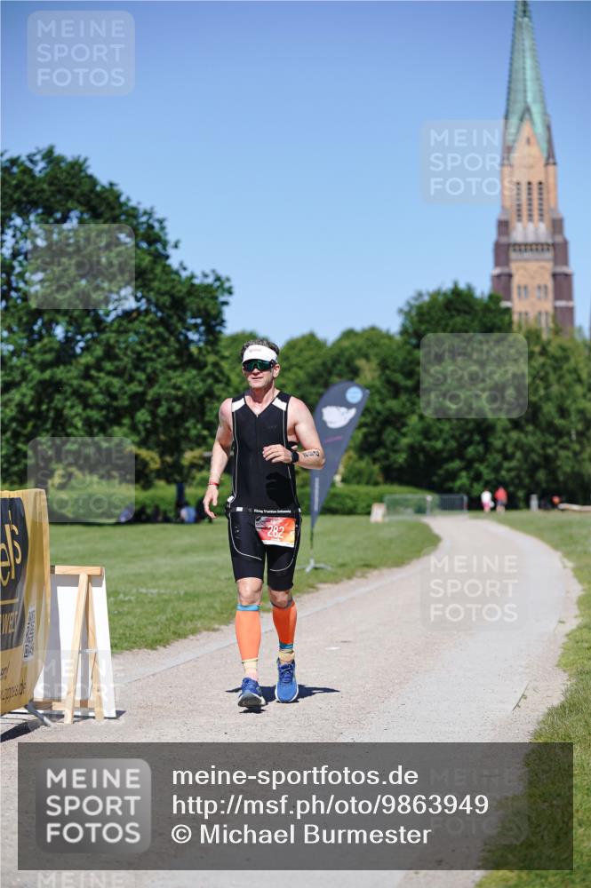 21.06.2026 - Viking Triathlon Michael Burmester http://msf.ph/oto/9863949 21.06.2026 16:29:44 Laufen 282 meine-sportfotos.de